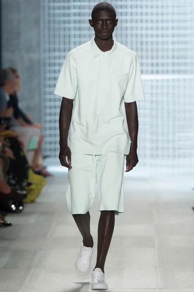 Look 30